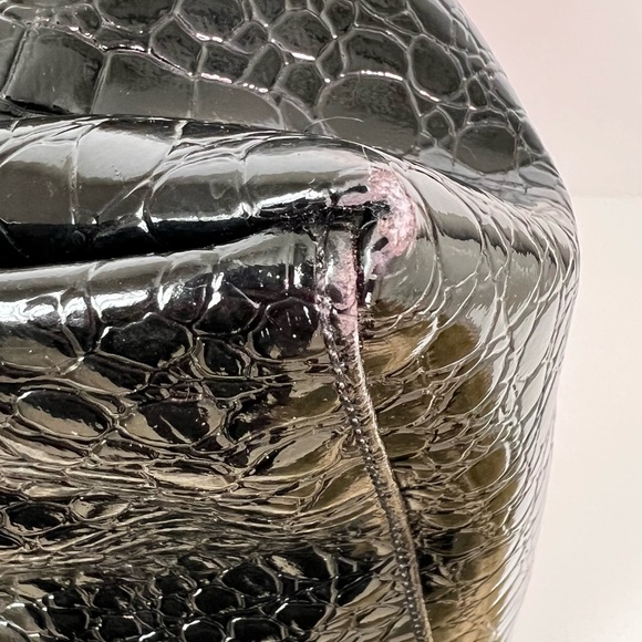 Knomo London Alligator Embossed Shiny Black Tote w Gold Hardware - Picture 8 of 8